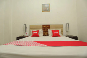 Hotel Sembilan Sembilan by OYO Rooms