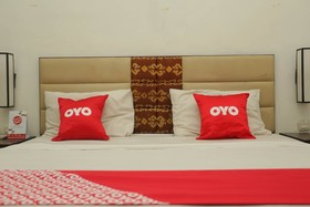 Hotel Sembilan Sembilan by OYO Rooms