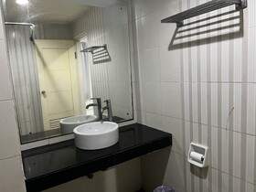 Tri Homestay by OYO