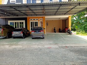 Tri Homestay by OYO