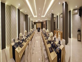 G Hotel
