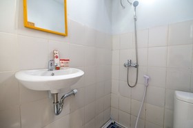 Hm Guest House by OYO Rooms