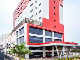 ibis Pontianak City Center