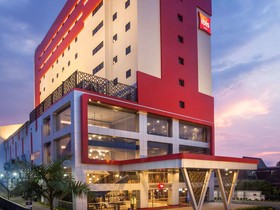 ibis Pontianak City Center