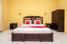 Hotel Pelangi Harapan by OYO Rooms