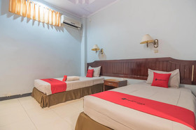 Grand Taufiq Hotel by RedDoorz