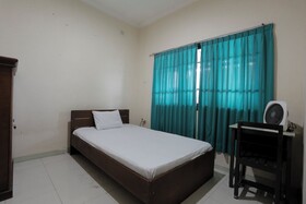 Spot On 92782 Rumah Kost Kita Tarakan