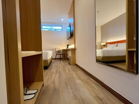 Front One Boutique Adria Boyolali