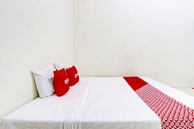 Guest House Cemara 2 By OYO