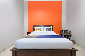 Kendal Residence by OYO Rooms