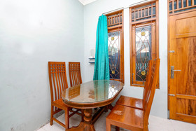 Griya Widya Syariah by OYO Rooms