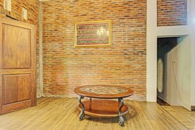 Ndalem Pusponyidro By RedDoorz