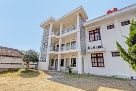 Hotel Griya Lestari Pati 2 by OYO