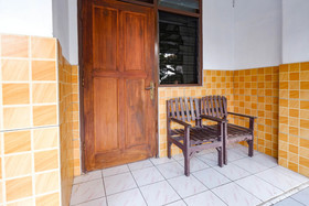 SPOT ON 2865 Sartika Inn Pati