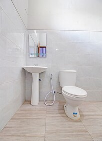 Capital O 92250 Hall & Guesthouse Kowapi