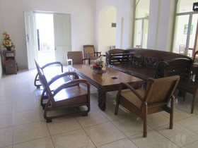 Hotel Besar