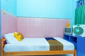 Hotel Budi by OYO Rooms