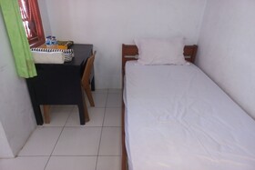 Spot On 93557 Juan Kostel 2