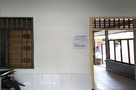 Spot On 94085 Hotel Agung