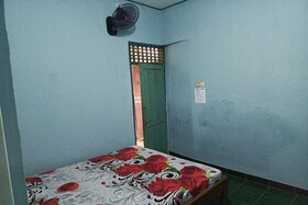 Spot On 94085 Hotel Agung