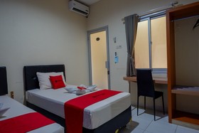 Urbanview Hotel Double Tree Purwokerto by RedDoorz