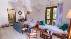Bajo Komodo Eco Lodge