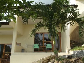 CF Komodo Hotel