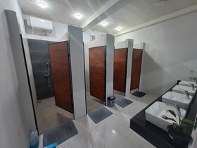 Komodo Indah Hotel