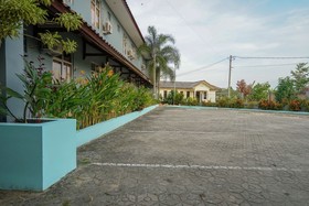 Bravo Residence by OYO Rooms