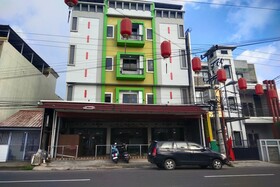 Capital O 93589 Hotel Wongso Syariah