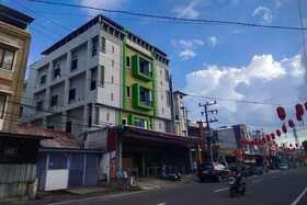 Capital O 93589 Hotel Wongso Syariah