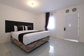 Dewi Residence 1
