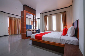 Grand Mutiara Hotel by OYO Rooms
