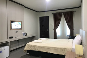 Hotel Grand Sabrina by OYO Rooms