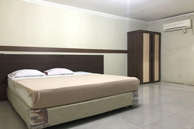 Hotel Rapos by OYO Rooms