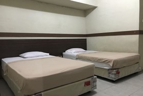 Hotel Rapos by OYO Rooms