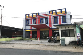 Hotel Rapos by OYO Rooms