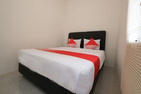 Mango Residence by OYO Rooms