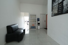Mango Residence by OYO Rooms