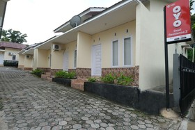 Mango Residence by OYO Rooms