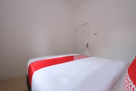 Mango Residence by OYO Rooms