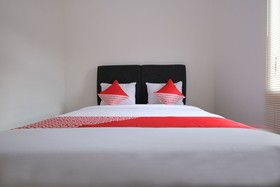 Mango Residence by OYO Rooms