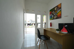 Mango Residence by OYO Rooms