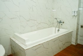 OYO 629 Grand Vella Hotel