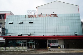 OYO 629 Grand Vella Hotel