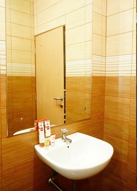 OYO 629 Grand Vella Hotel