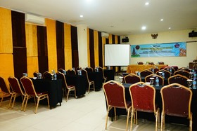 OYO 629 Grand Vella Hotel