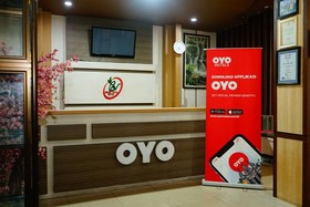 OYO 629 Grand Vella Hotel