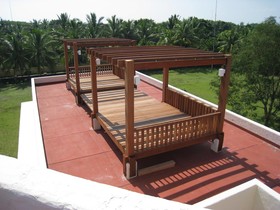 Blue Whale Sanctuary Hotel