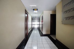 7 Point At Gateway Cicadas